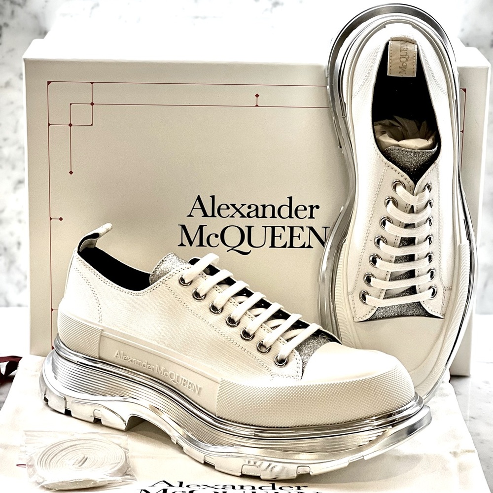 ALEXANDER McQUEEN Sneakers